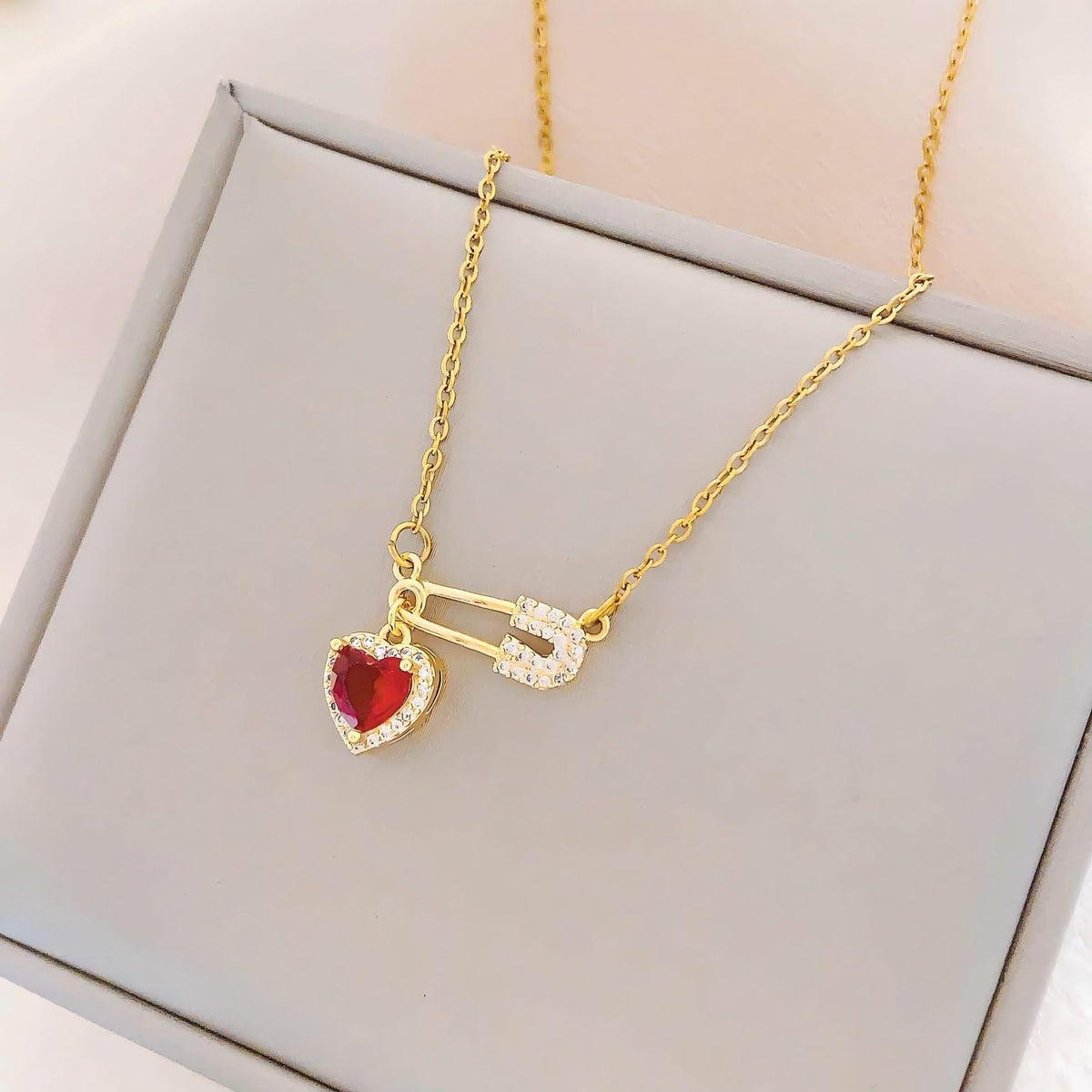 Jeopace jewelry collection