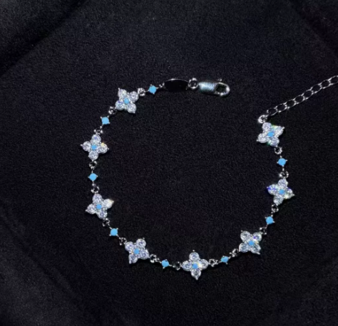Blue and Clear Flower Titanium Steel Bracelet, Blue and Clear.